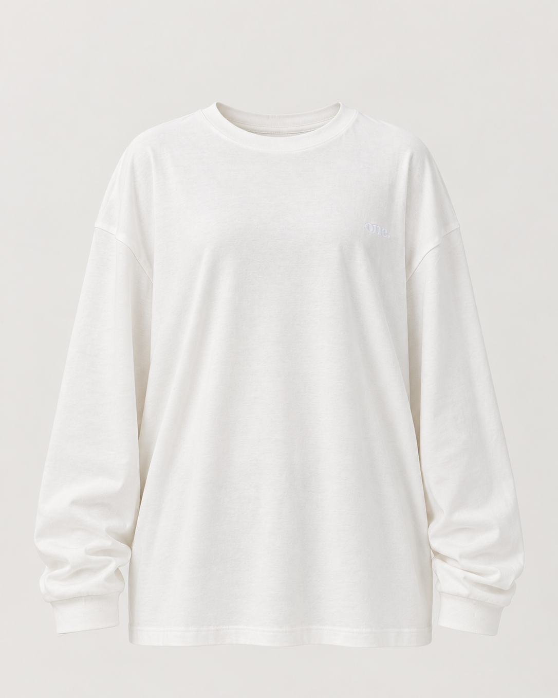 Studio Core White — חזית — תמונה ראשית