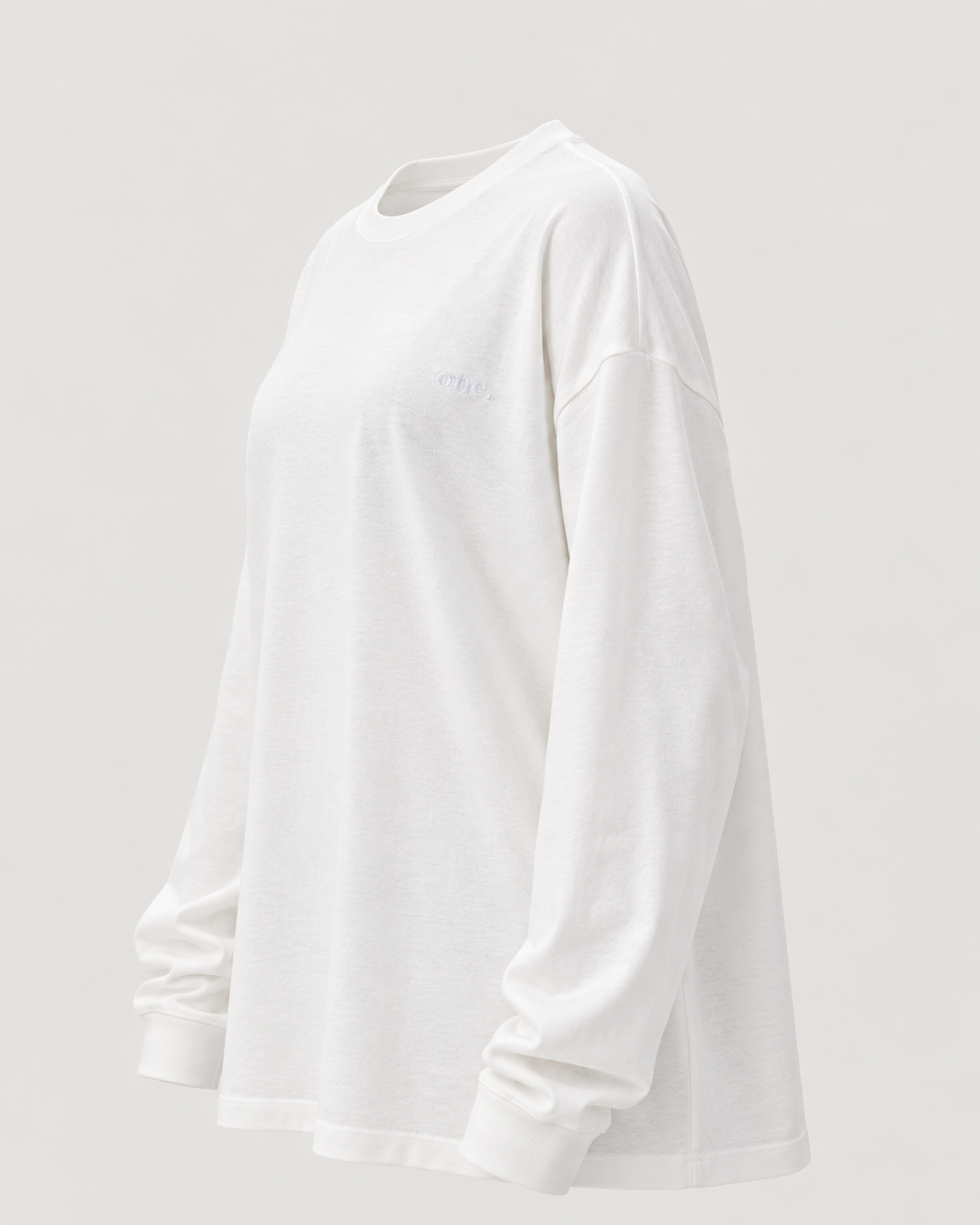 Studio Core White — צד