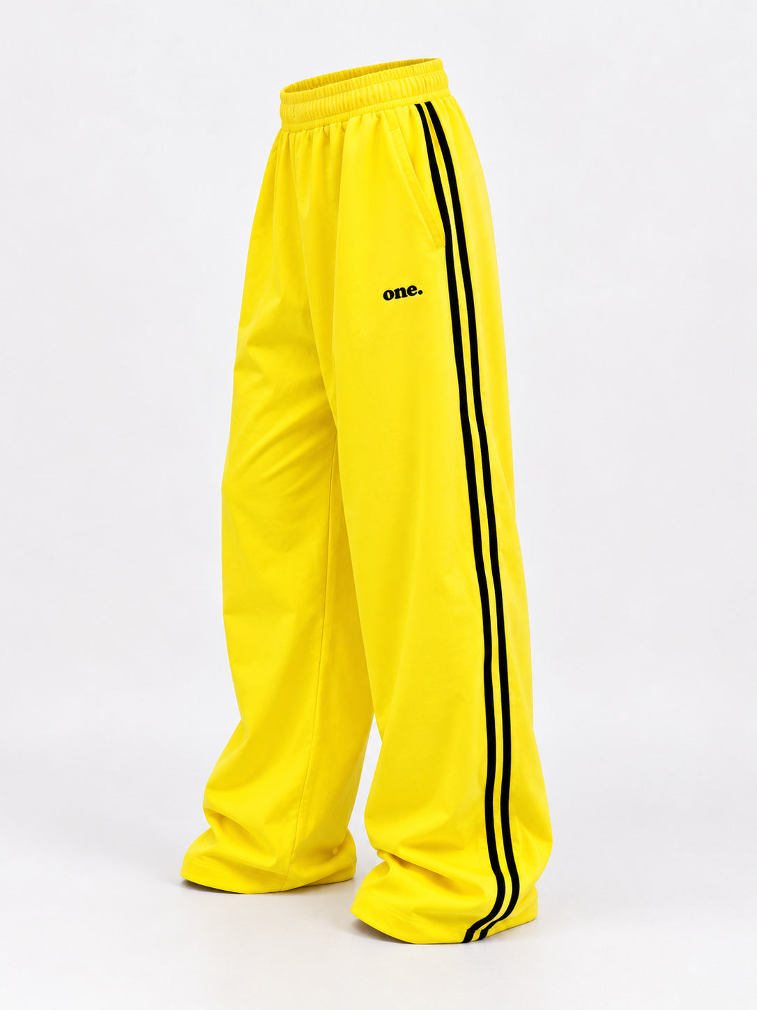 Bee-Emma — side view