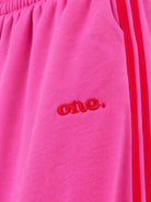 Diva Pink Jogger — detail view