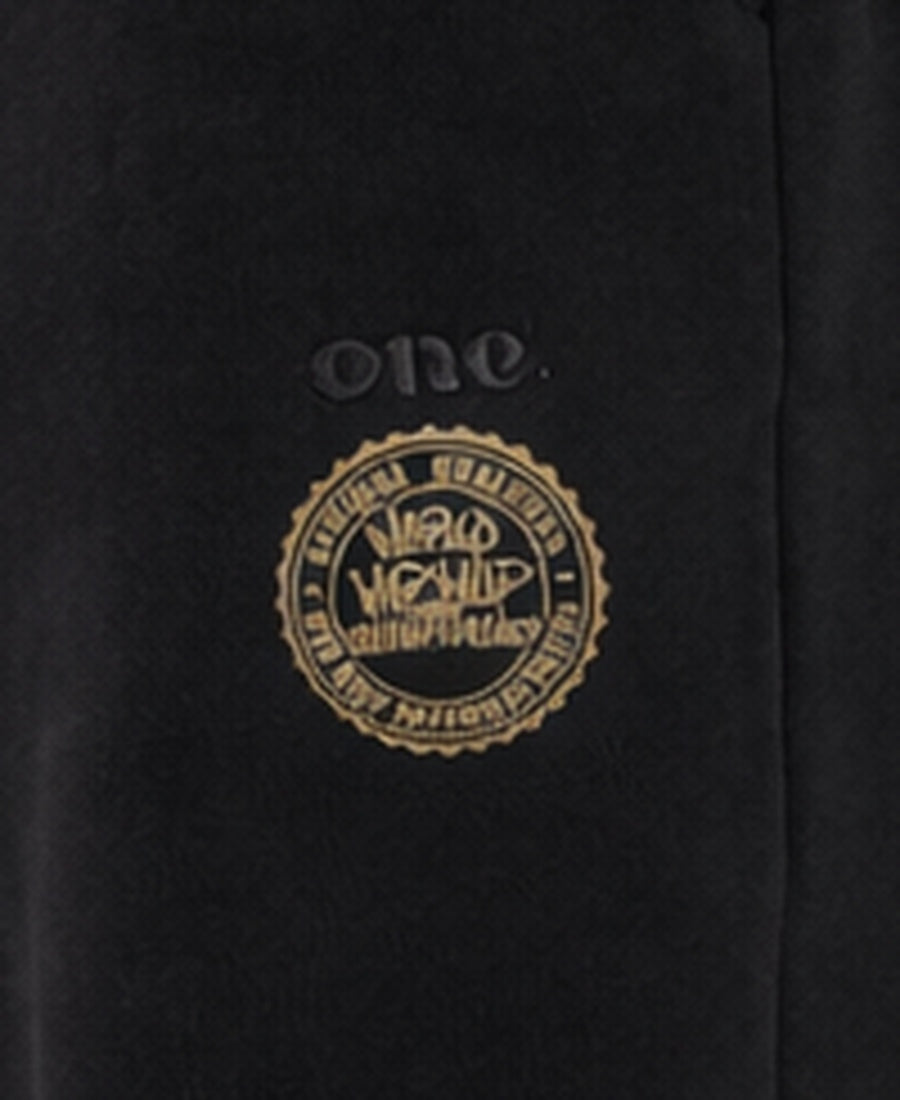 ONE hhi-black-detail — source verified product photography