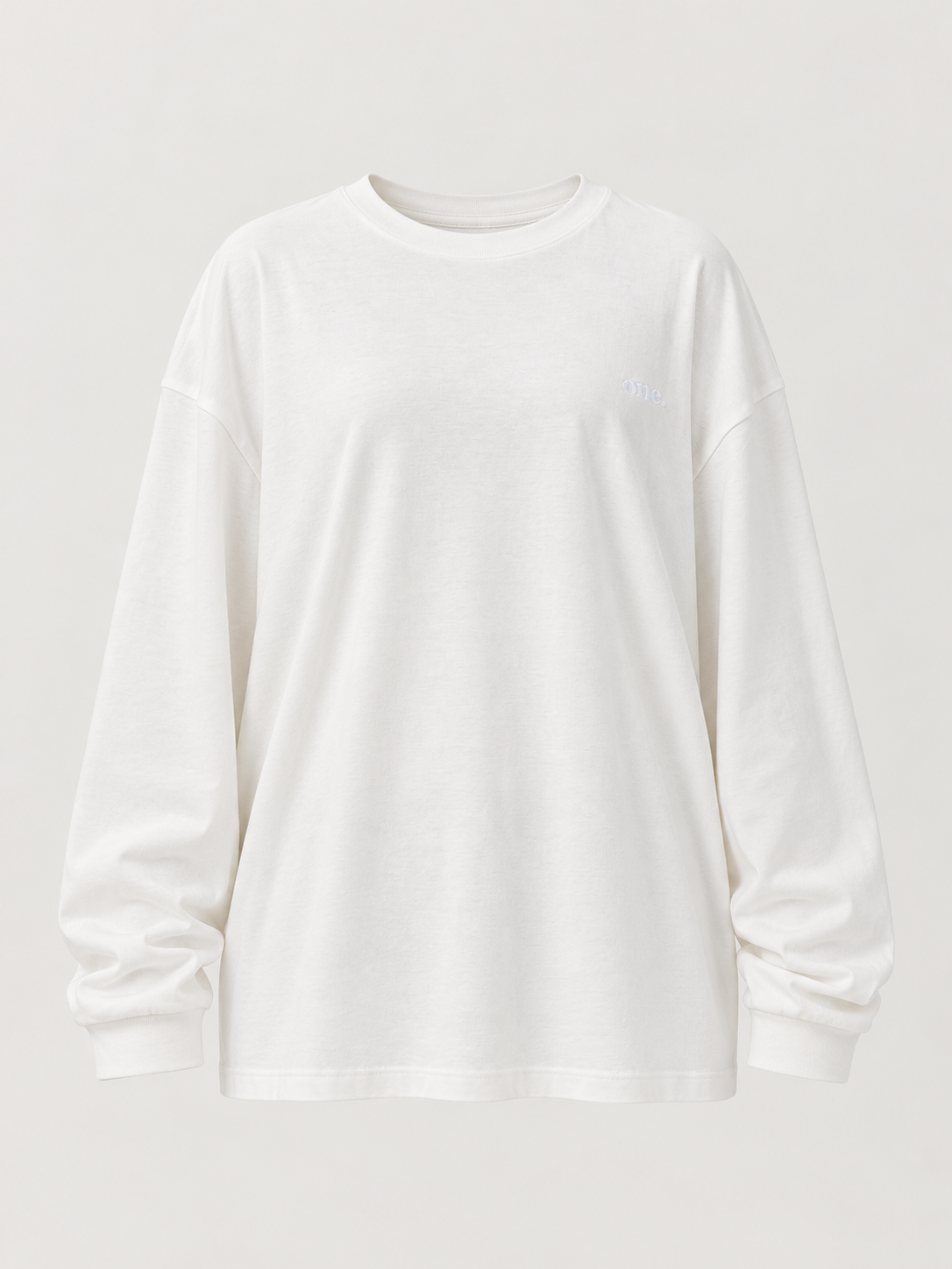 Studio Core White — חזית — תמונה ראשית