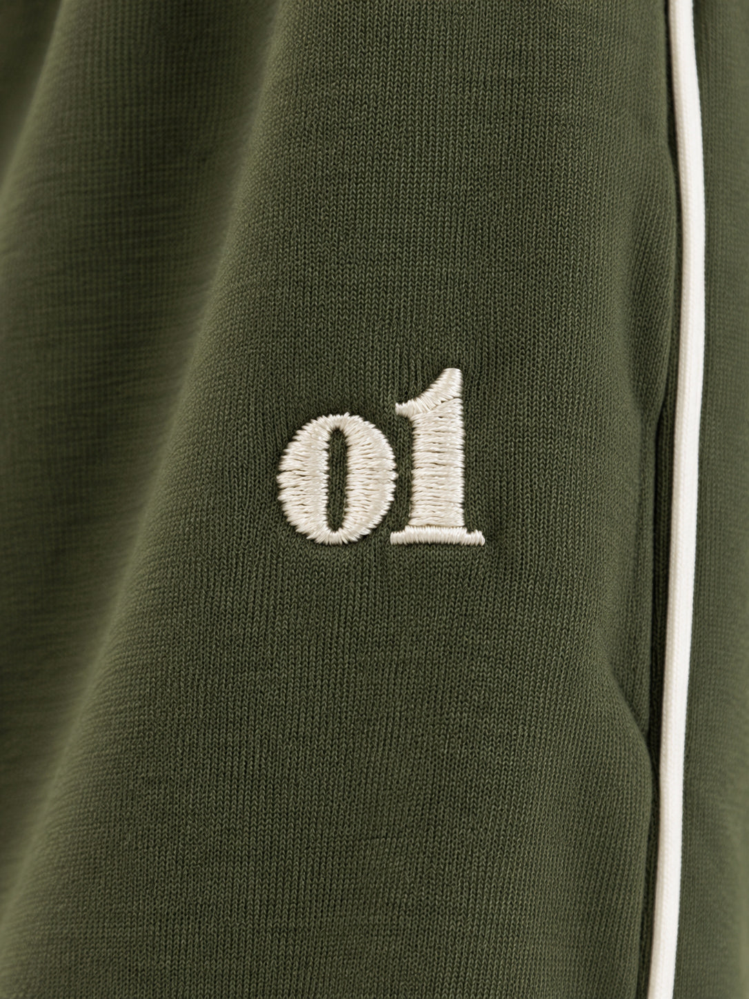 Urban Olive Jogger — detail view